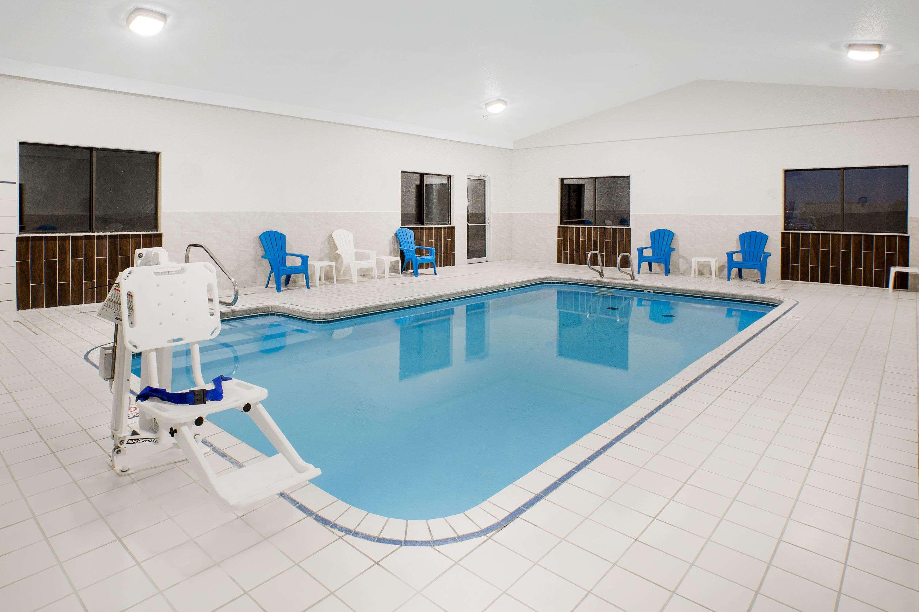 Days Inn By Wyndham York Extérieur photo