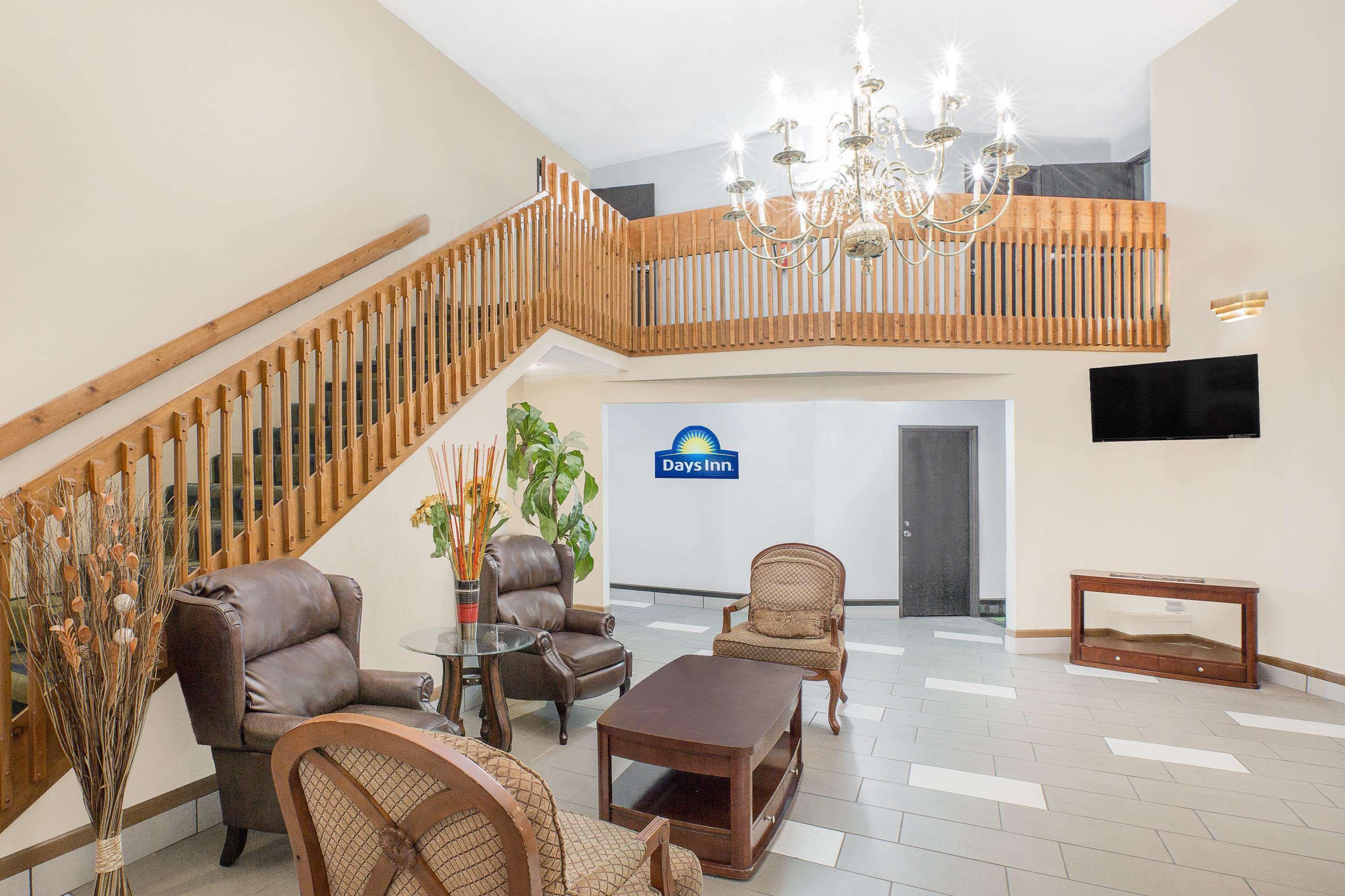Days Inn By Wyndham York Extérieur photo
