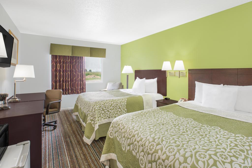 Days Inn By Wyndham York Extérieur photo